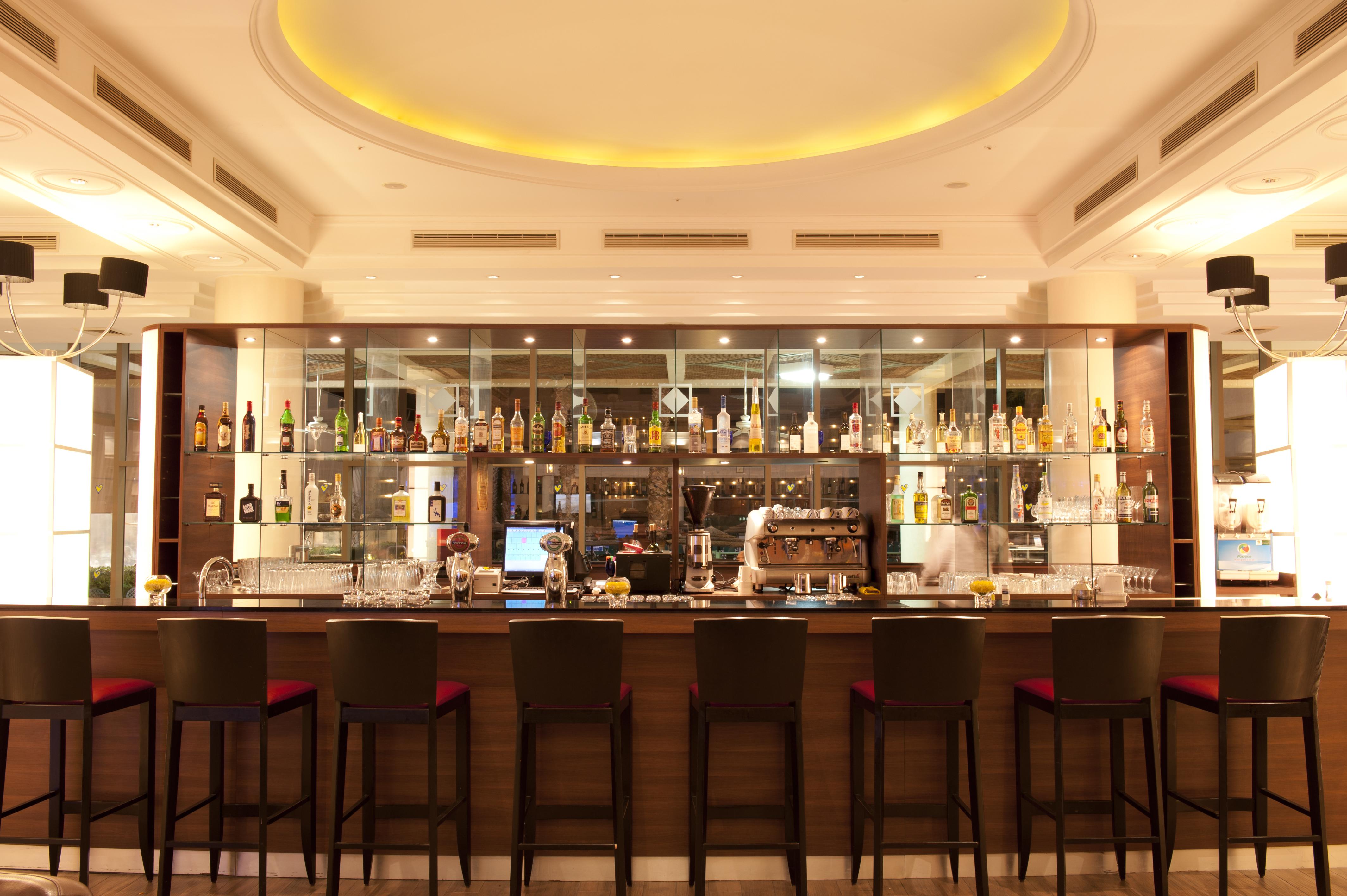 유 매직 팰리스 호텔 엘라트 외부 사진 The bar at the hotel