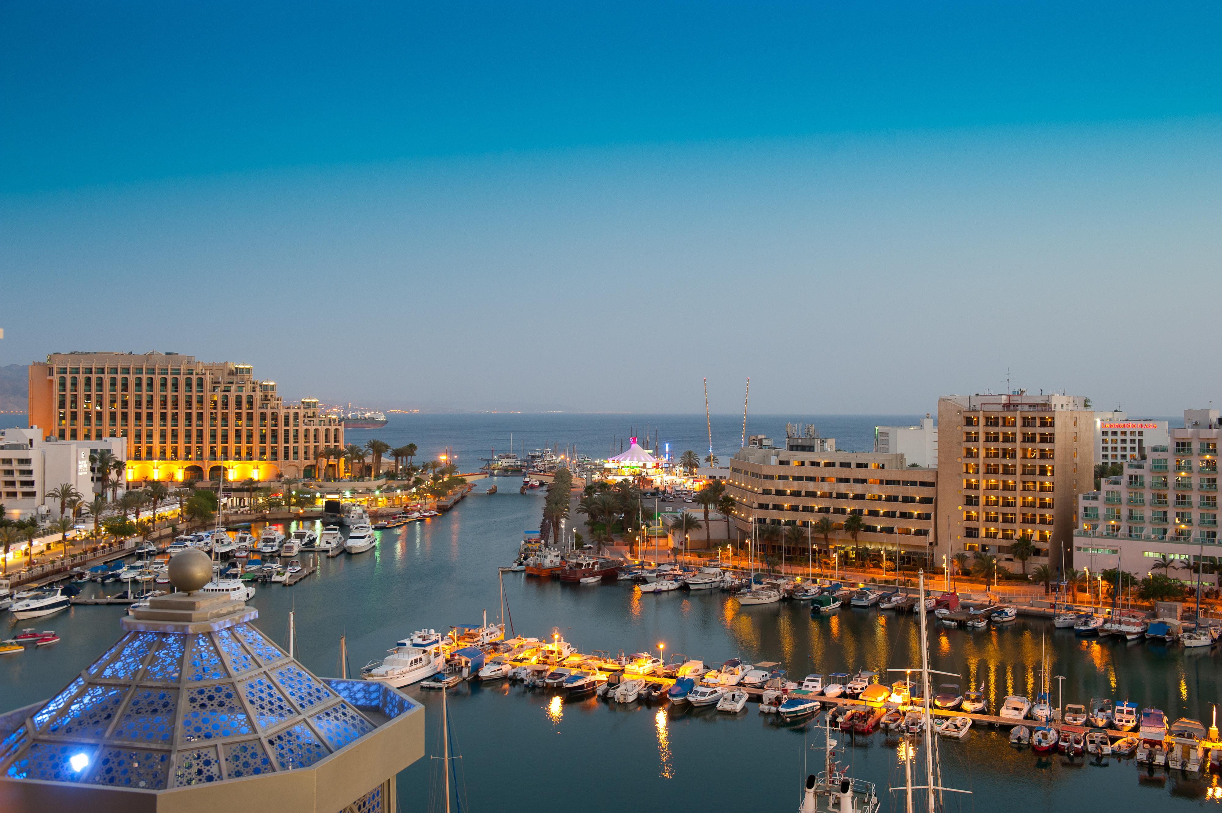유 매직 팰리스 호텔 엘라트 외부 사진 Limassol Marina