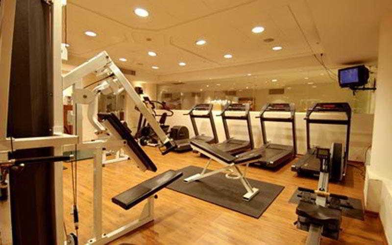 유 매직 팰리스 호텔 엘라트 외부 사진 A gym